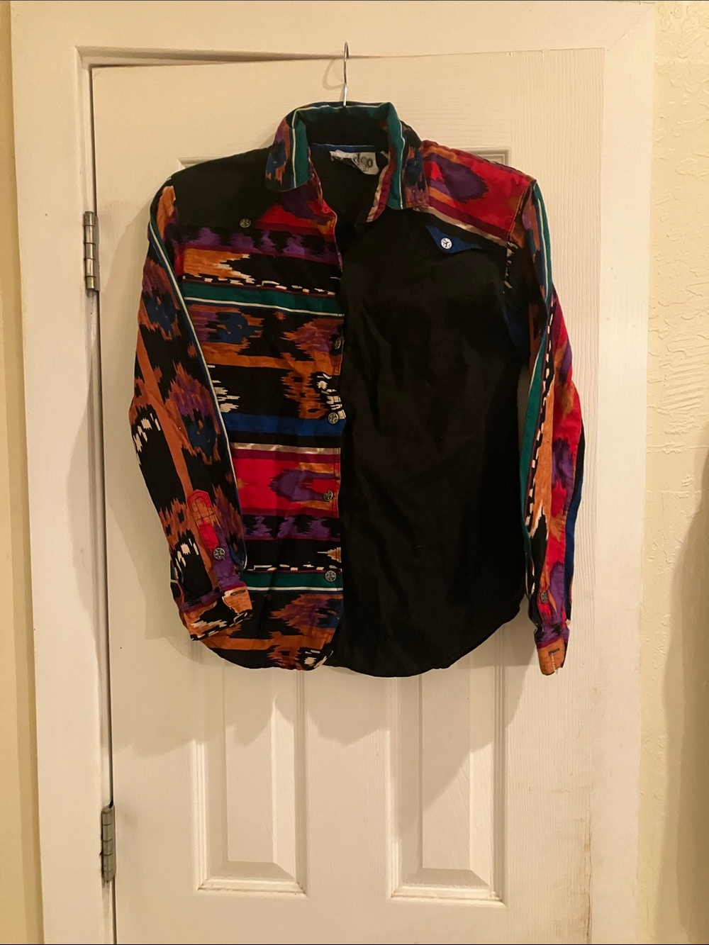 Vintage Women's Black Button-Down Shirt with Multicolor Aztec Print